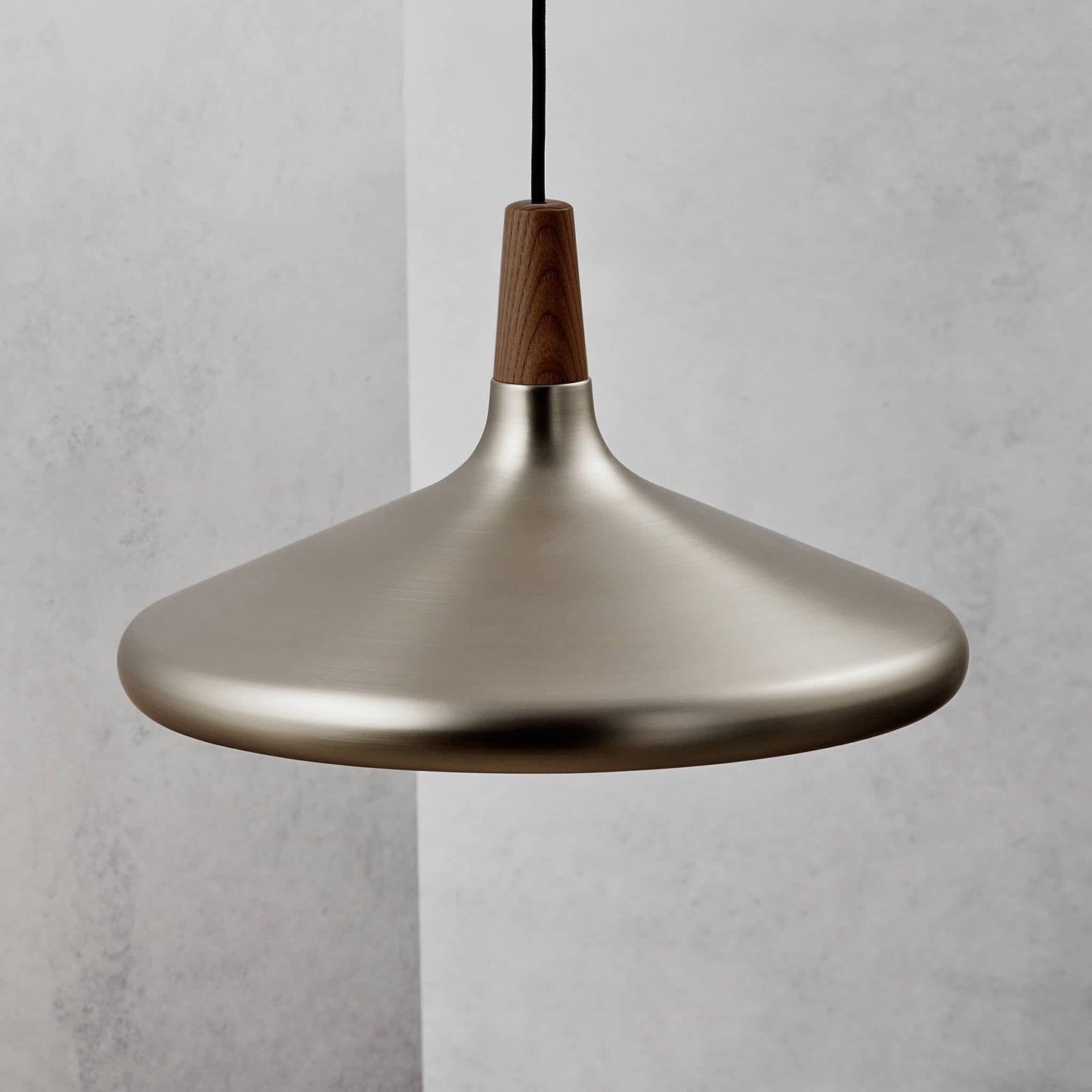 The Oslo Pendant | Natural Wood & Metal Ceiling Light for Modern Dining Rooms